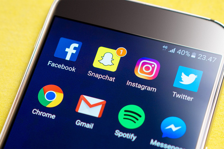 Artikel: Datenskandal bei Snapchat: Mitarbeiter spähen User aus